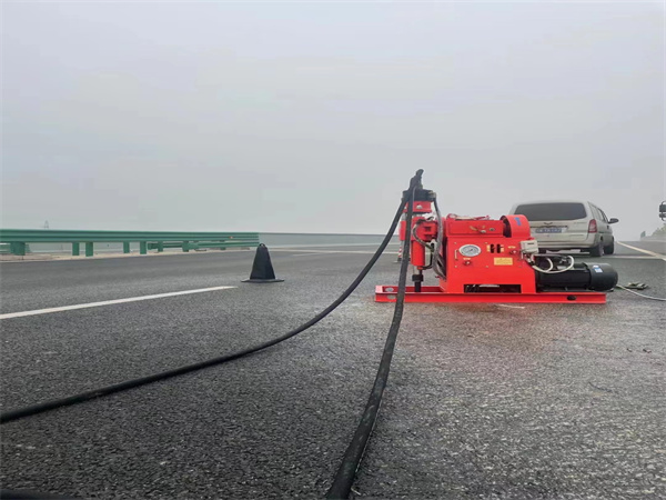 襄城马路路基路面开裂下沉注浆加固灌浆